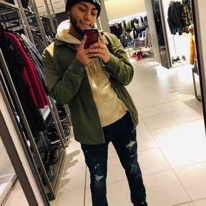 Meet your Posher, Erick
